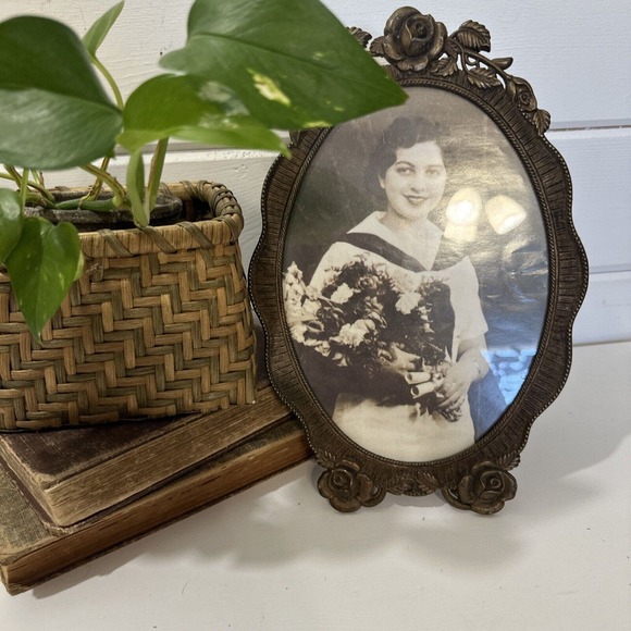 The Weston Gallery Brushed Gold Tone Rose Detail 12”X 8” Oval Picture Frame - Picture 1 of 10